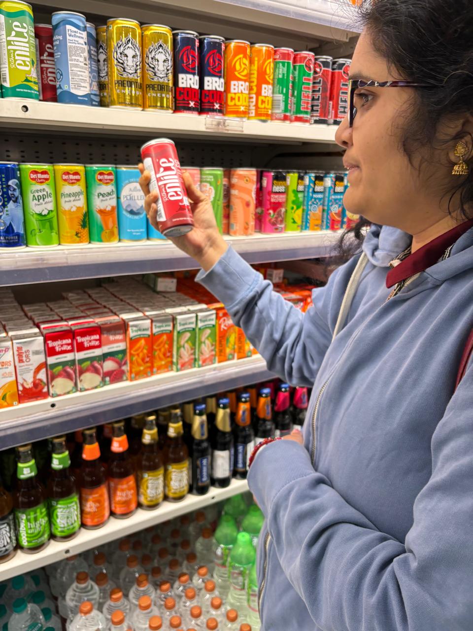 Customer with Enlite in store